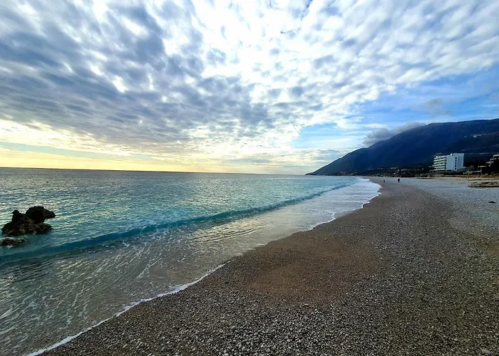 Olea Residence, Luxury Sea View With Private Palasë