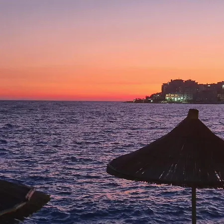 Luxury Sea View With Private Just A Few Steps From The Center