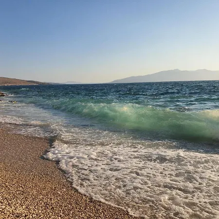 Olea Residence, Luxury Sea View With Private Apartament Palasë