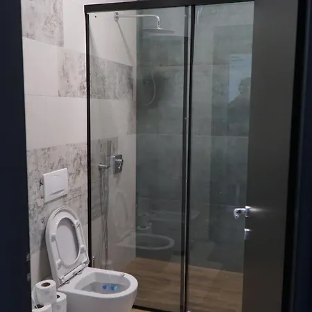 Luxury Sea View With Private Just A Few Steps From The Center Palasë