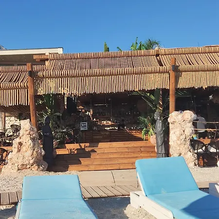 Luxury Sea View With Private Just A Few Steps From The Center